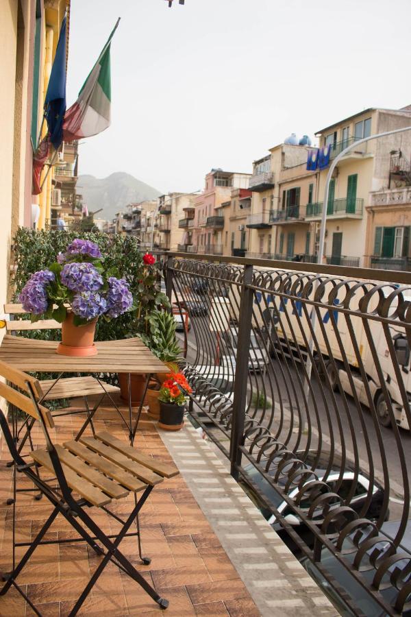 Casa Vacanze Dei Corsari Villa Palermo Bagian luar foto